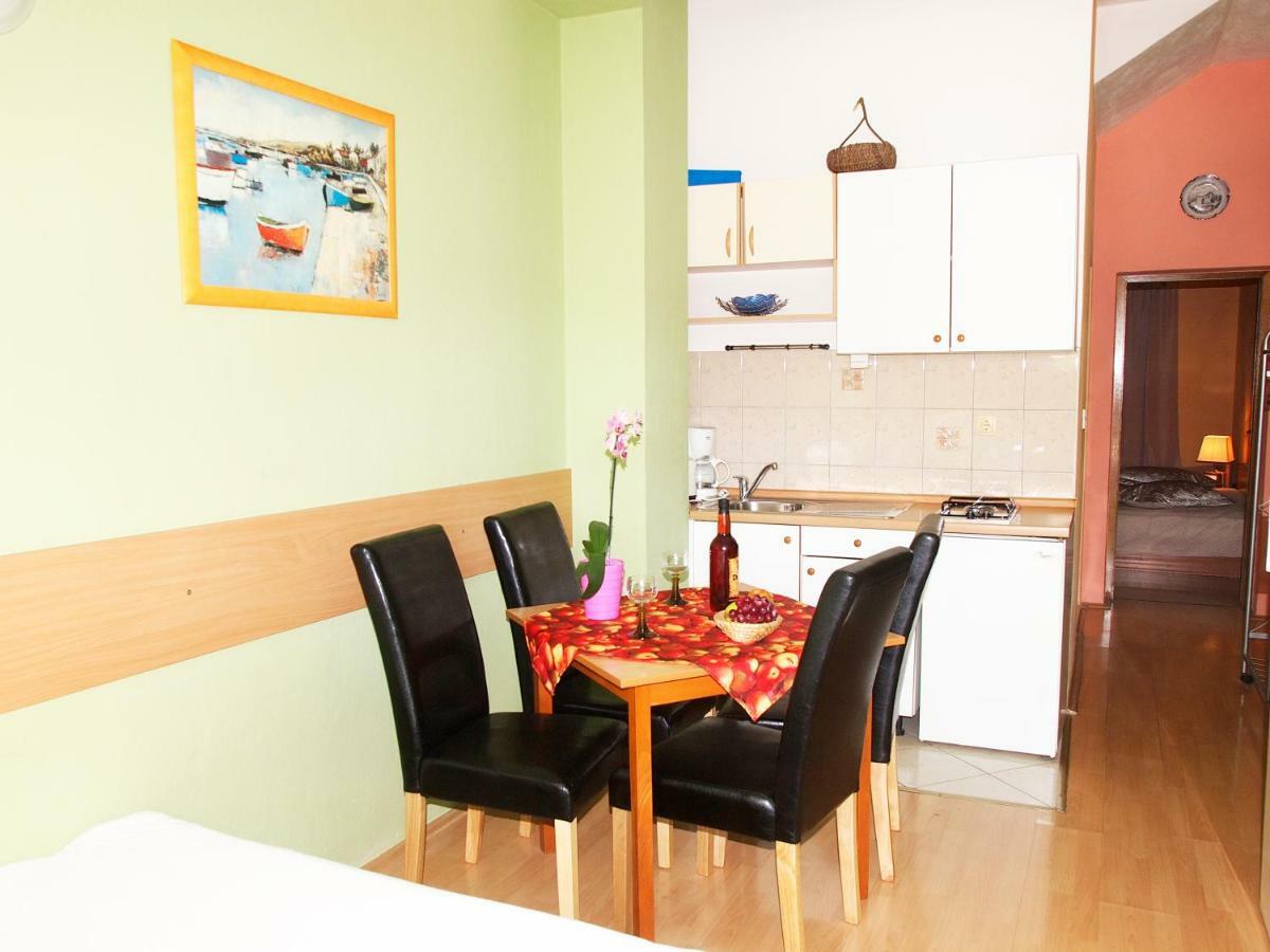 Apartmani Diana Makarská Exteriér fotografie