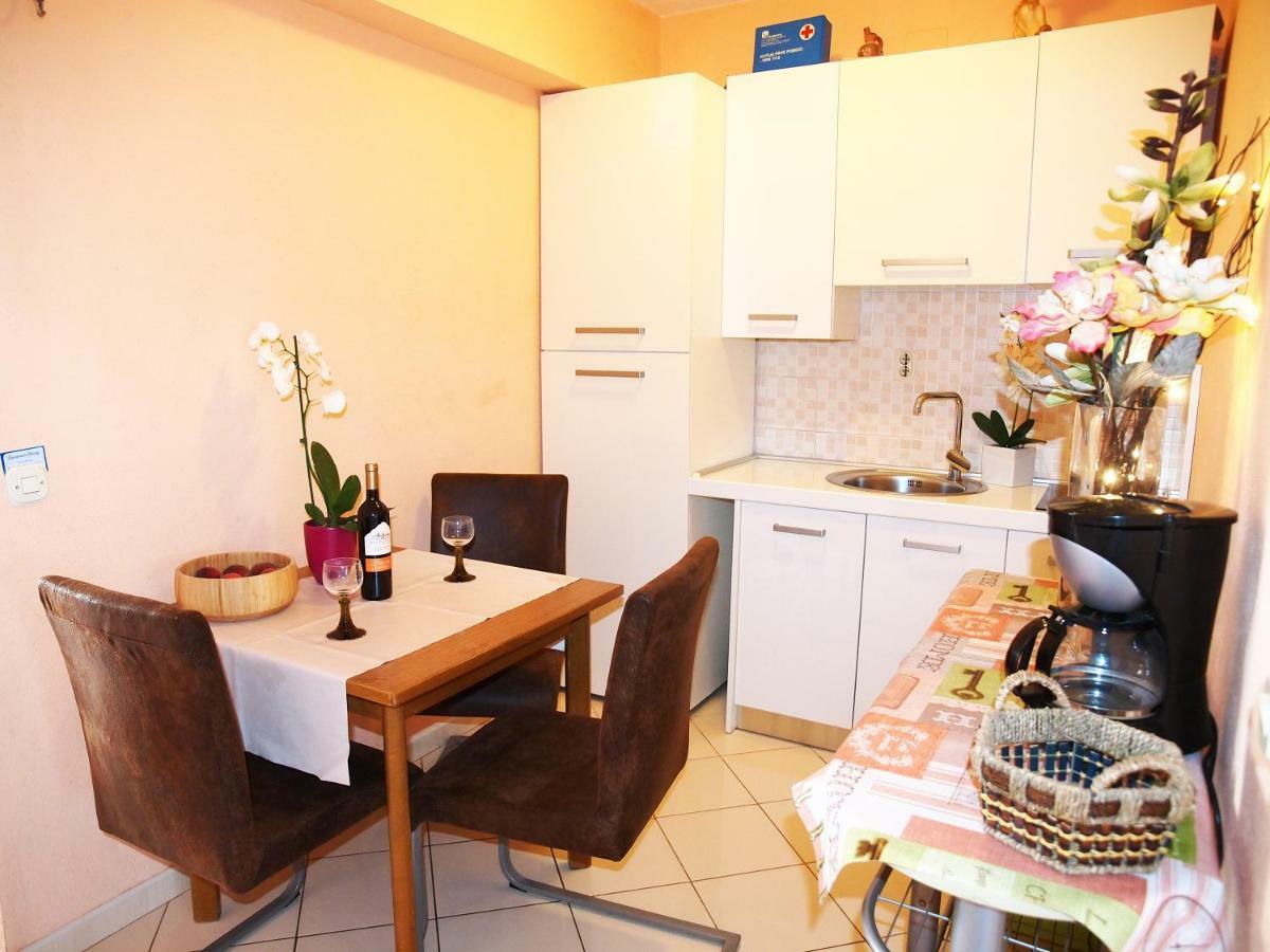 Apartmani Diana Makarská Exteriér fotografie
