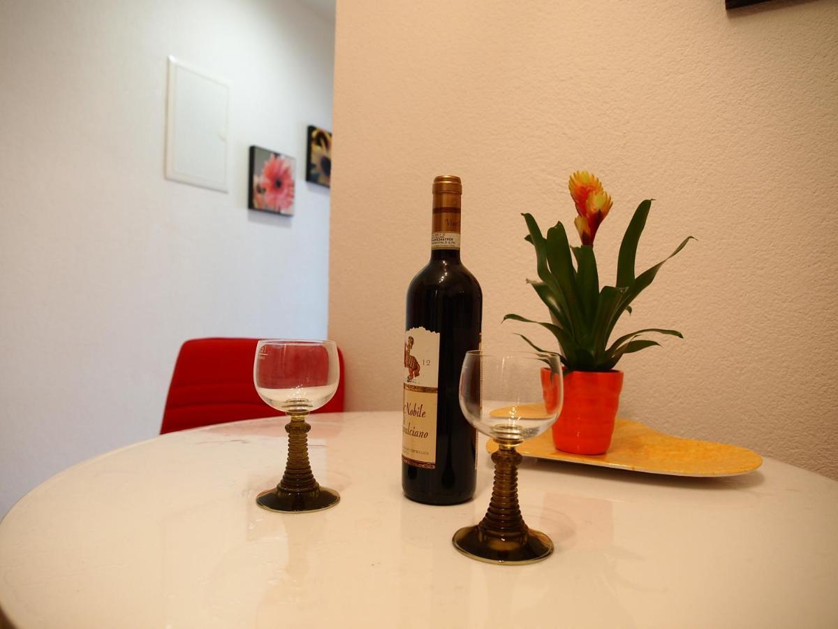 Apartmani Diana Makarská Exteriér fotografie